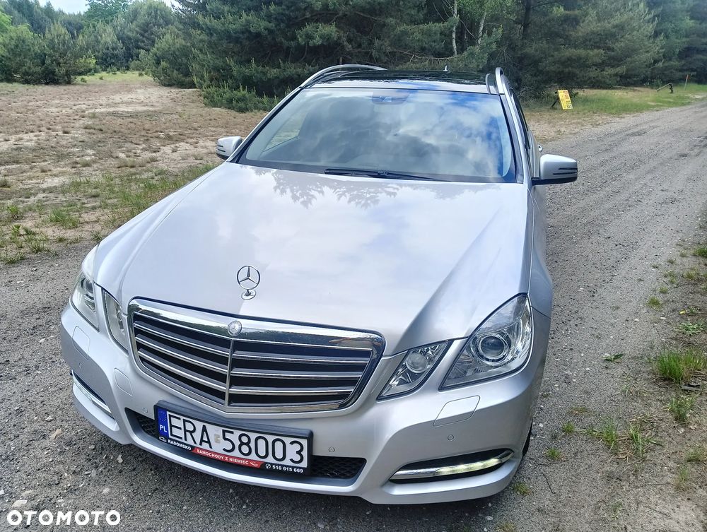 Mercedes-Benz Klasa E 200 BlueEFFICIENCY 7G-TRONIC Elegance - 15