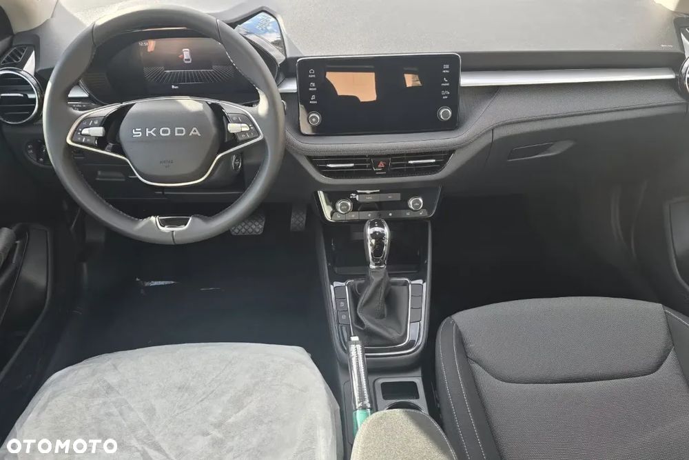 Skoda Fabia 1.0 TSI Drive DSG - 13