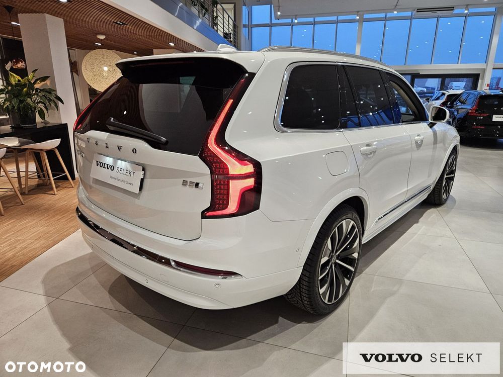 Volvo XC 90 - 7
