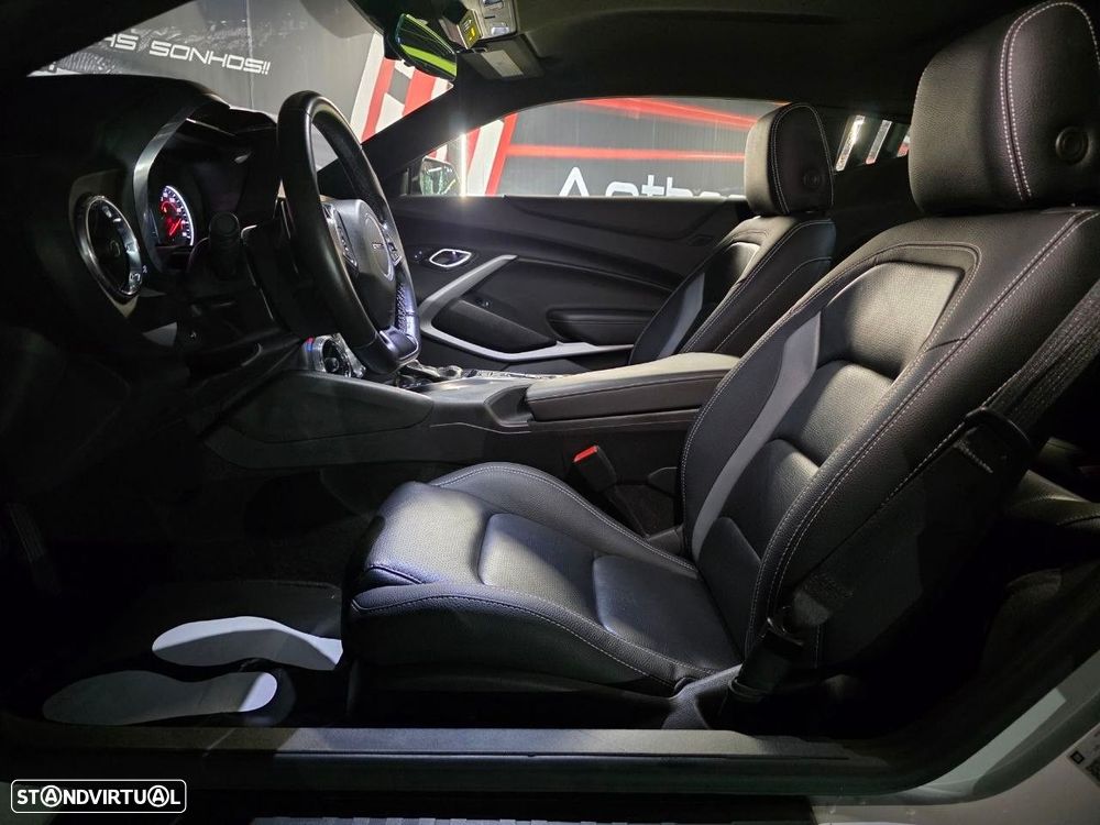 Chevrolet Camaro 2.0 Aut. - 12