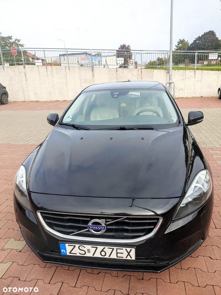 Volvo V40 T3 Drive-E Ocean Race - 14