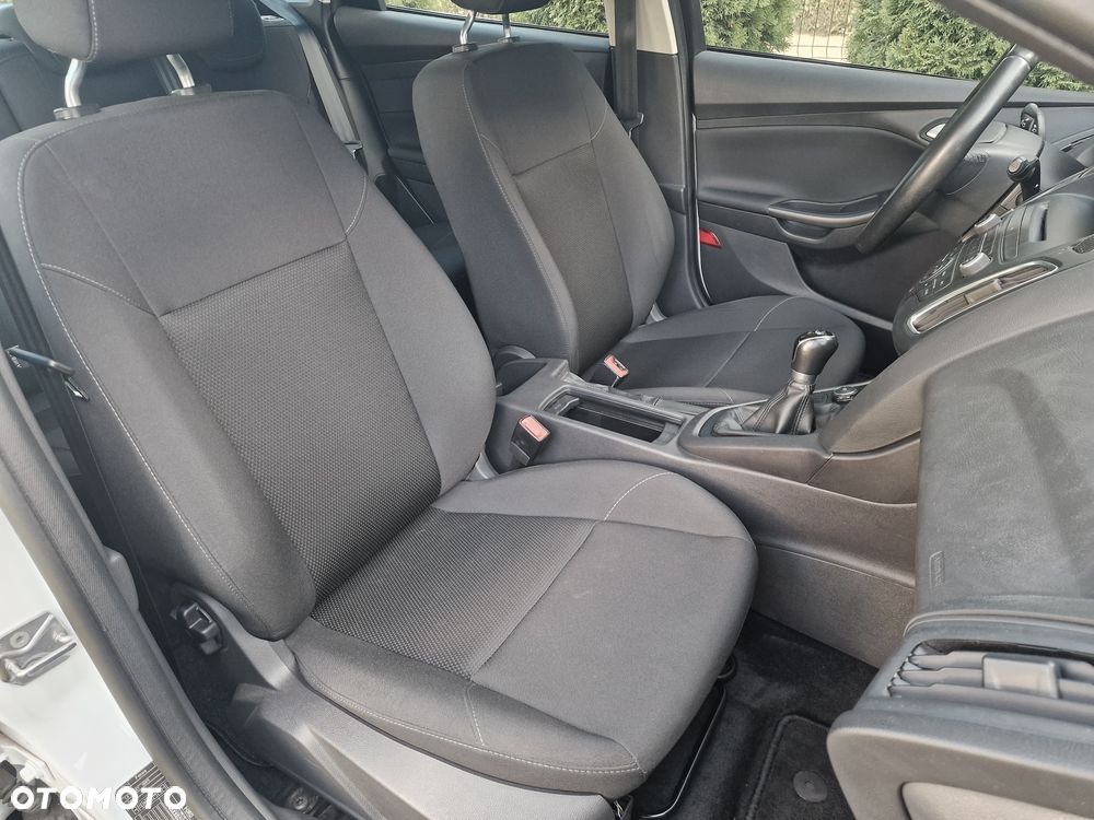 Ford Focus 1.6 TI-VCT Ambiente - 36