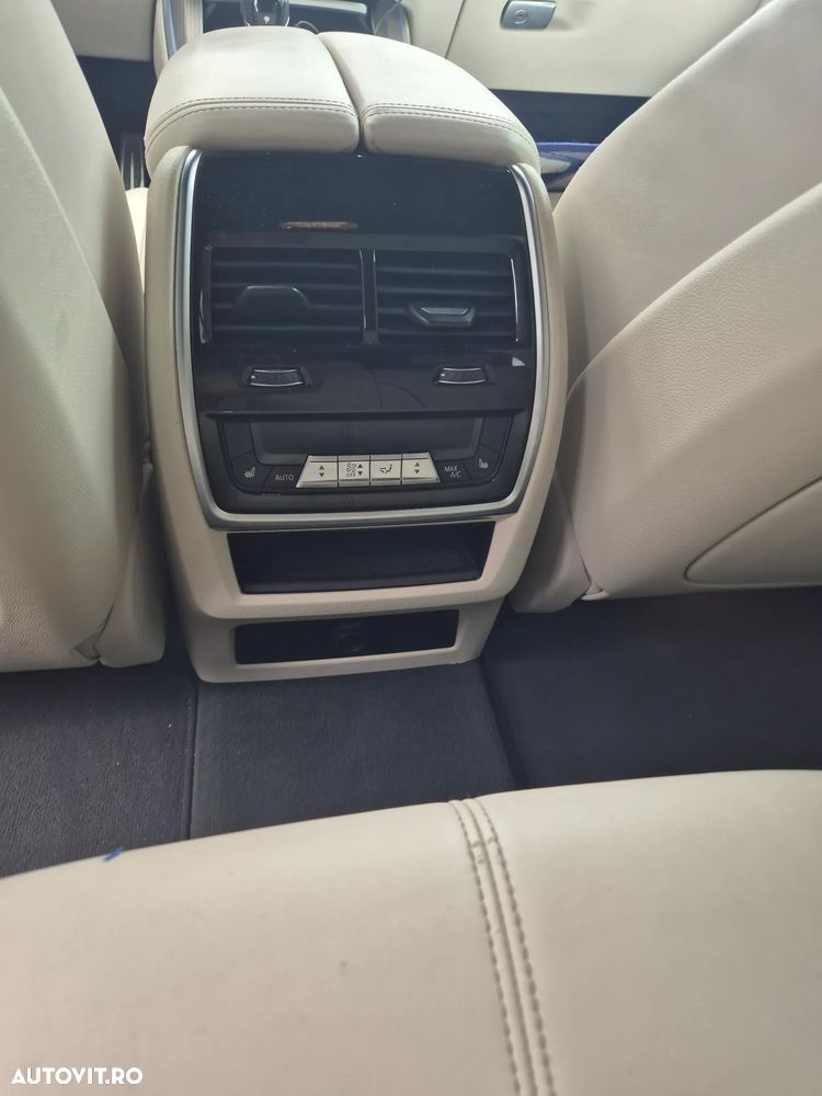 BMW X5 2023 — imagine 12