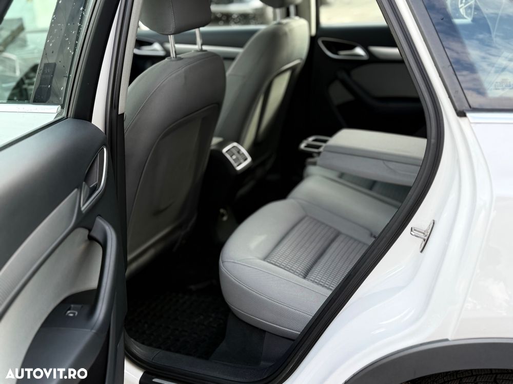 Audi Q3 2.0 35 TDI quattro Advanced - 23