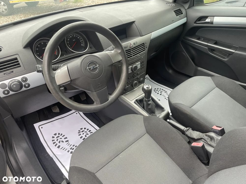 Opel Astra III GTC 1.6 Enjoy - 7