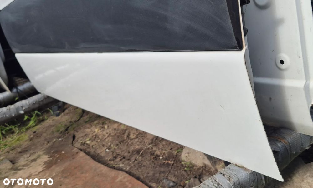 Drzwi Boczne Przesuwne Prawe Białe Wysokie Pełne Mercedes Sprinter 907 2018- - 5