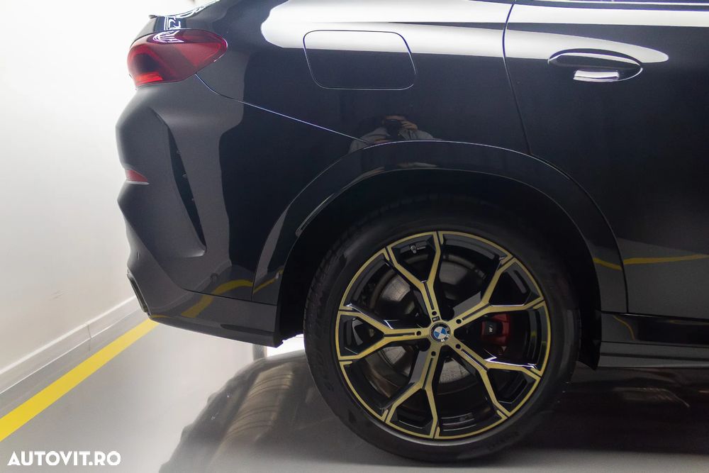 BMW X6 M M60i xDrive - 8