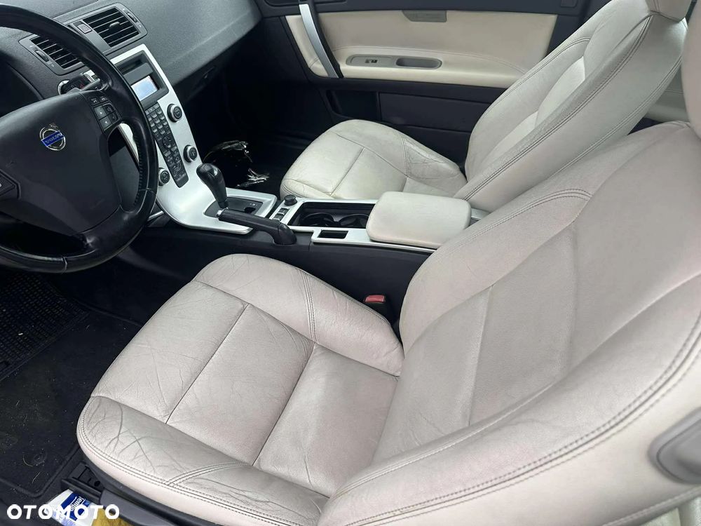 Volvo C70 2.0D Powershift Momentum - 11