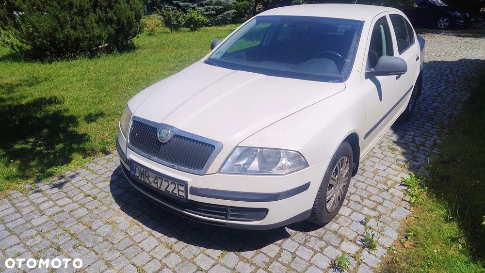 Skoda Octavia 1.6 Tour - 1