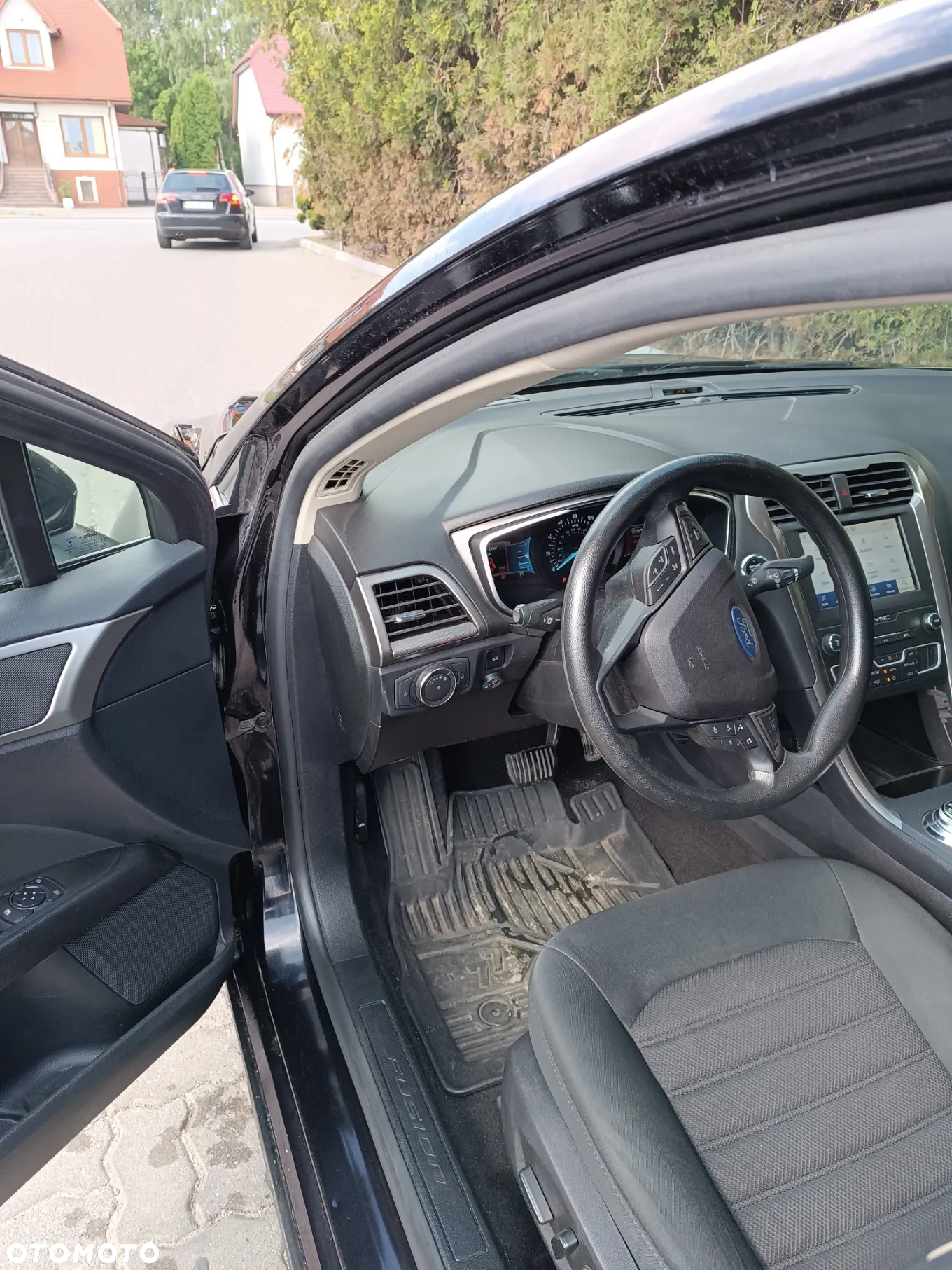 Ford Fusion - 15