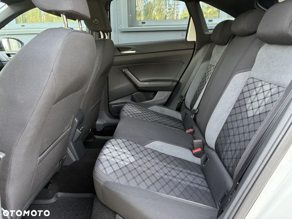 Volkswagen Taigo 1.5 TSI ACT R-Line DSG - 15