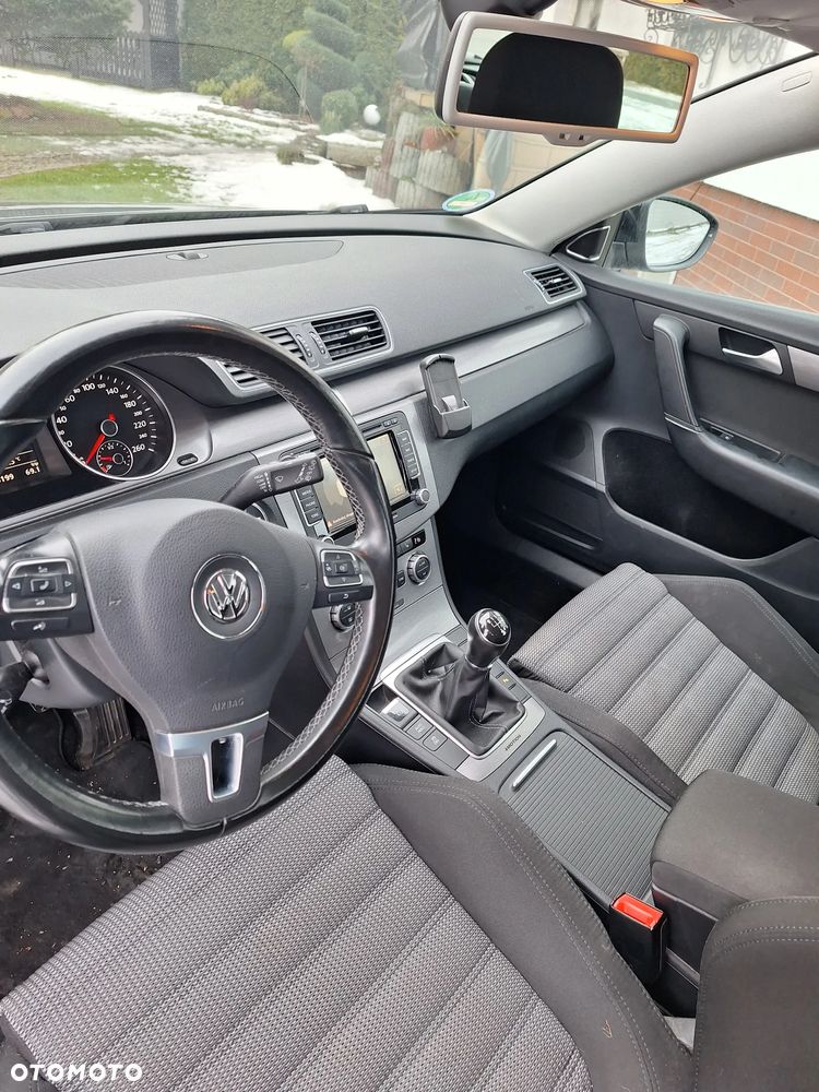 Volkswagen Passat Variant 2.0 TDI BlueMotion Technology Comfortline - 23