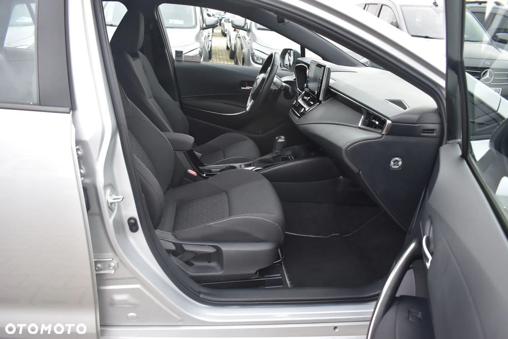 Toyota Corolla 2.0 Hybrid Comfort - 17