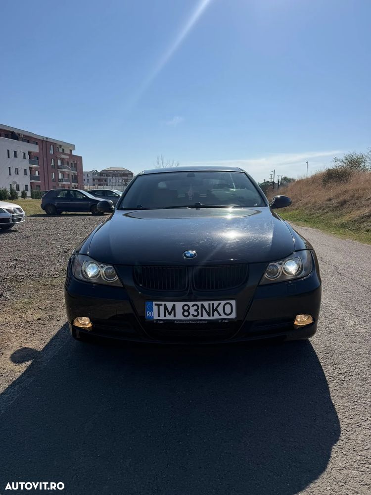 BMW Seria 3 318d - 5