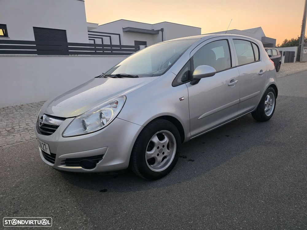 Opel Corsa 1.2 Enjoy - 1