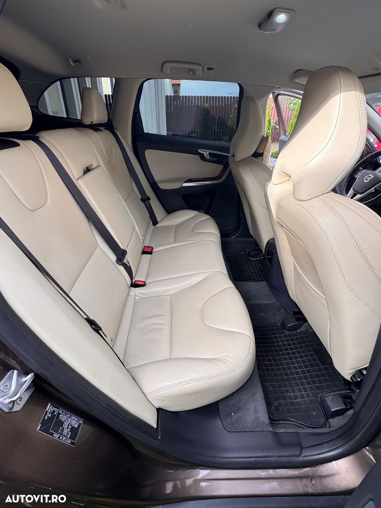 Volvo XC 60 - 23