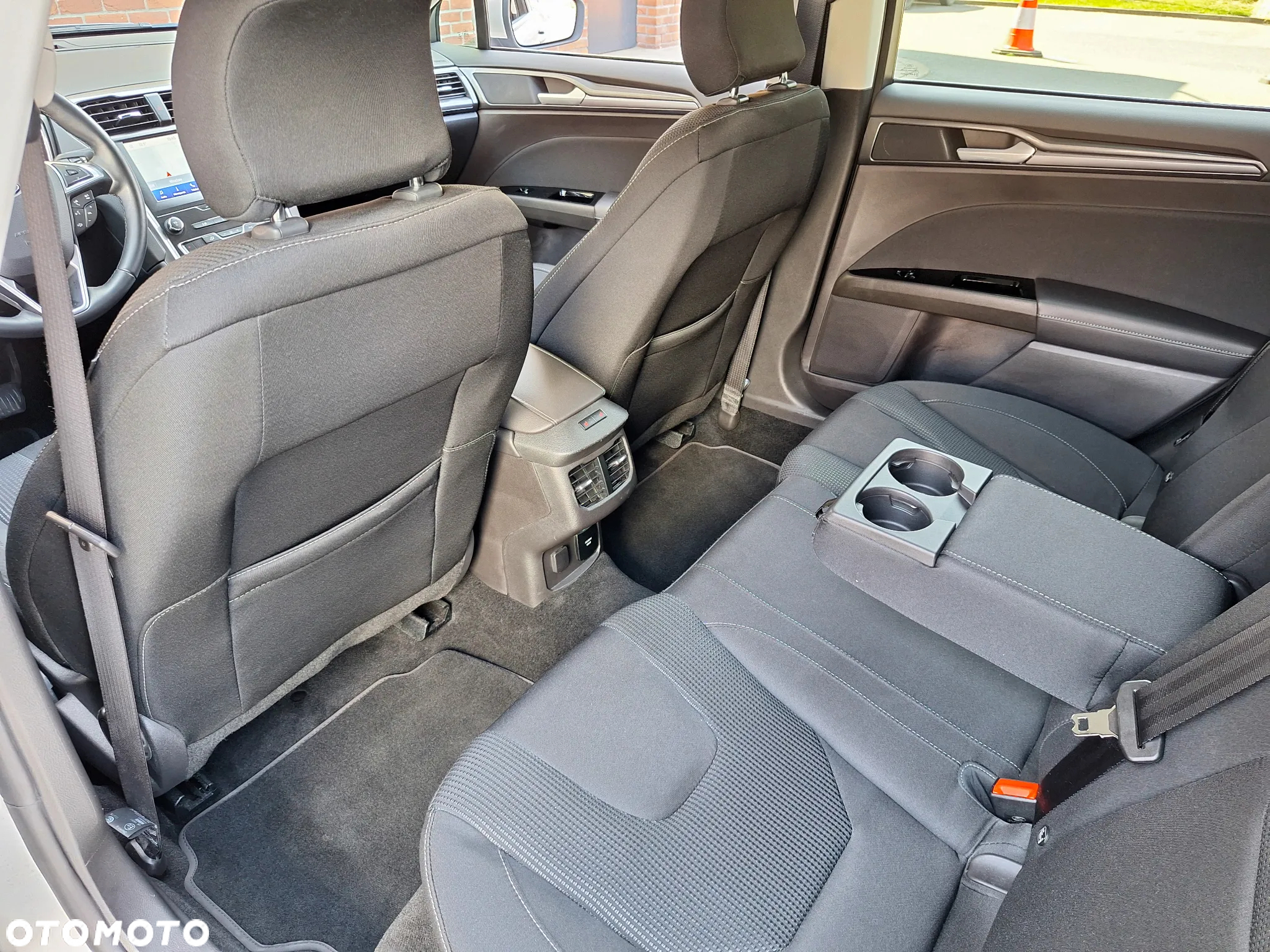 Ford Mondeo 2.0 EcoBlue Titanium - 20