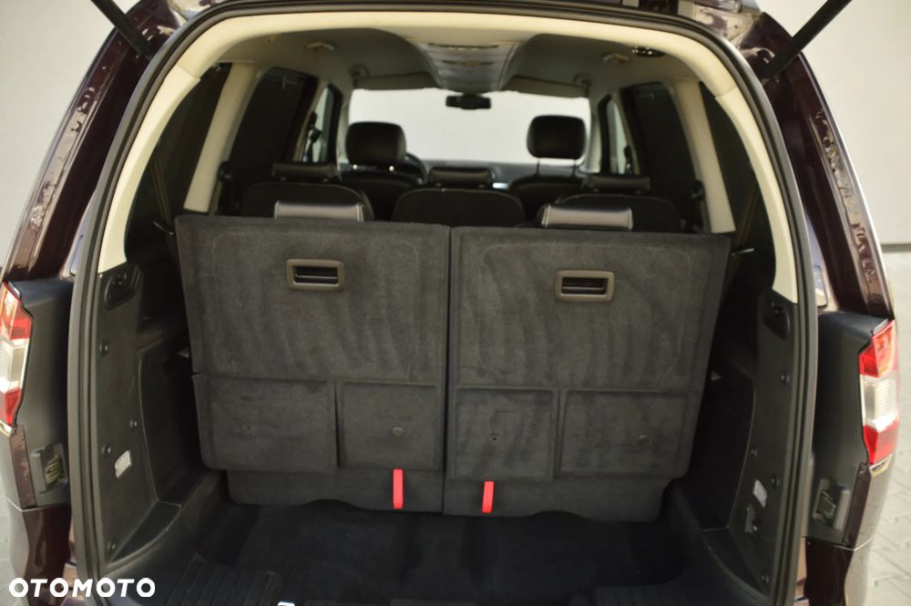 Ford Galaxy 2.0 TDCi DPF Champions Edition - 31