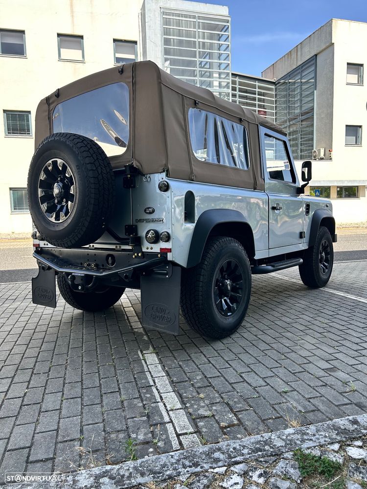 Land Rover Defender 90 2.4 CRD S - 5