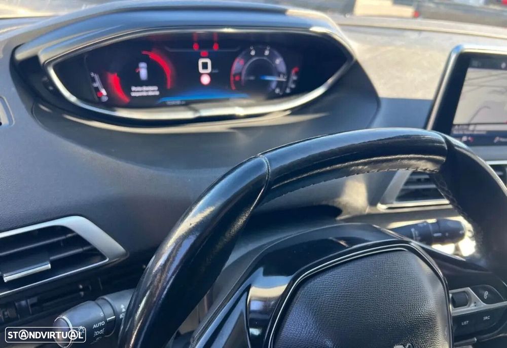 Peugeot 3008 1.5 BlueHDi Allure Pack - 4