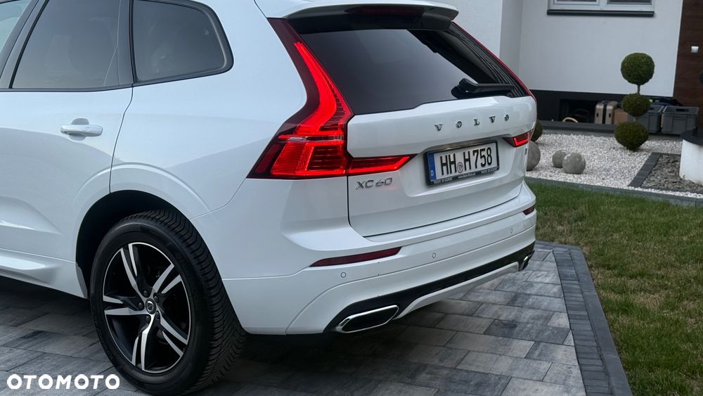 Volvo XC 60 D4 R-Design - 11