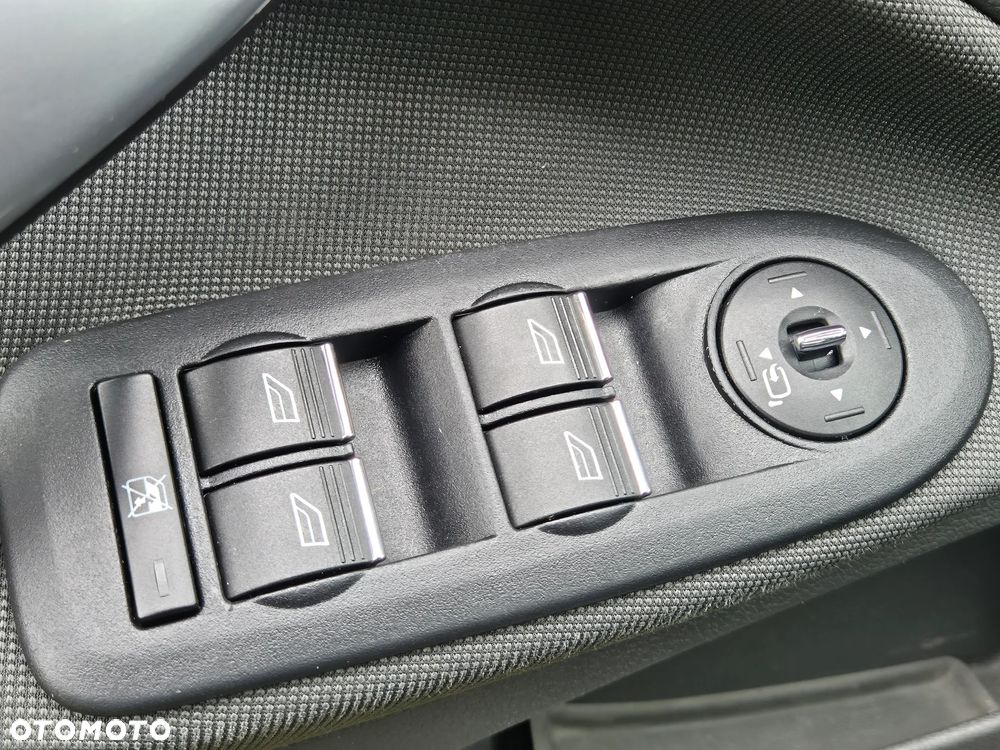 Ford Kuga 2.0 TDCi 4WD Titanium - 32