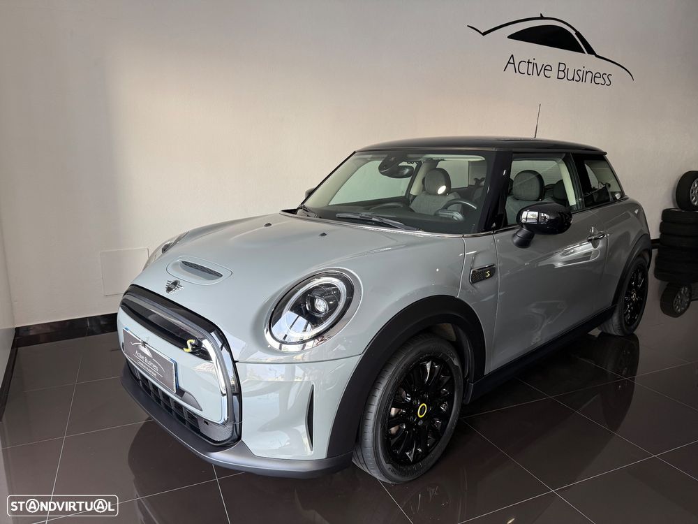 MINI 3 Portas Cooper SE Classic - 1