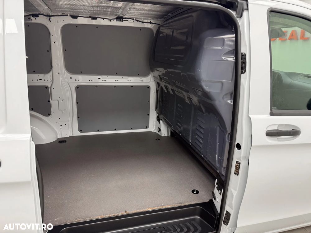 Mercedes-Benz VITO MAXI - 26