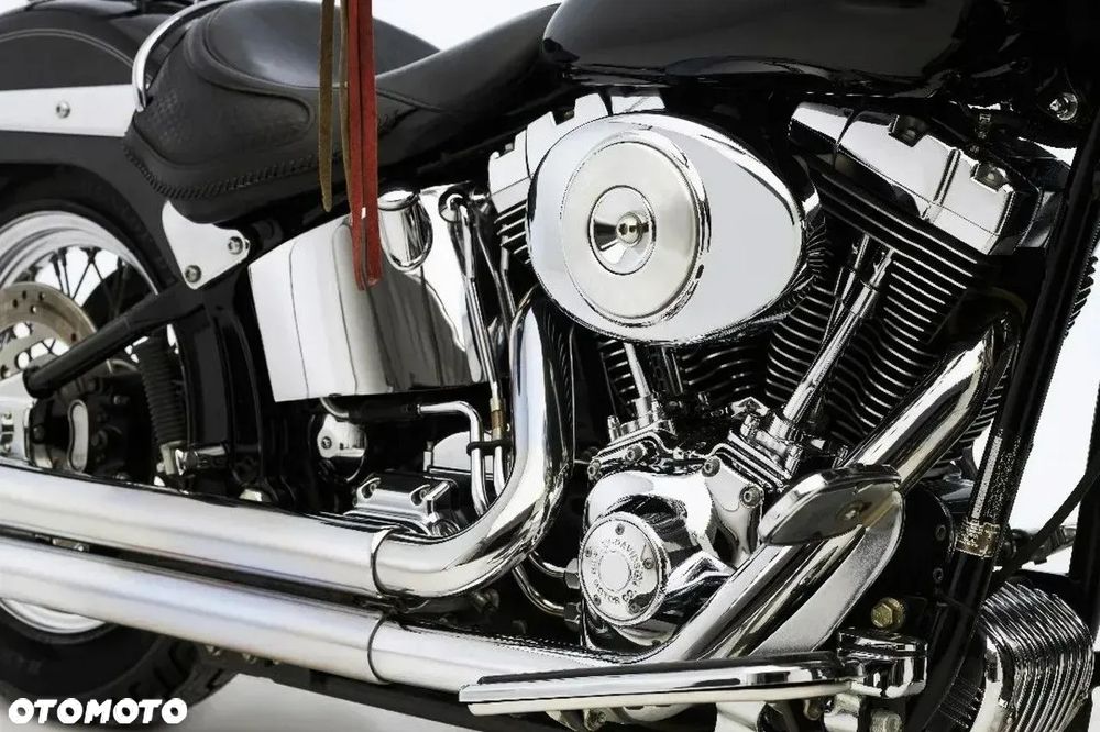 Harley-Davidson Softail Deluxe - 11