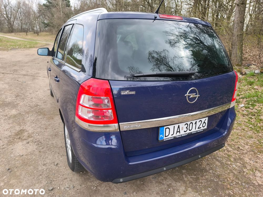 Opel Zafira 1.8 - 15