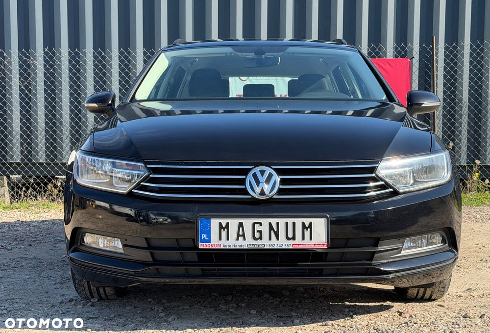 Volkswagen Passat - 31