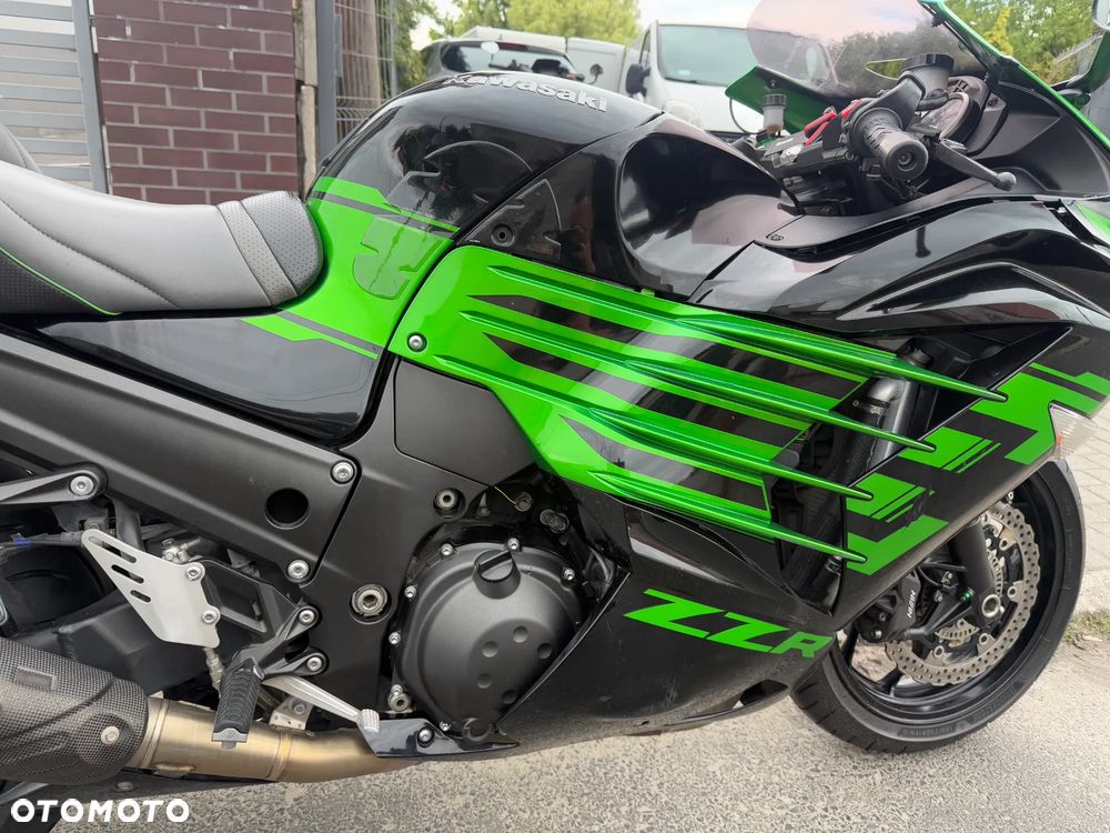 Kawasaki ZZR - 23