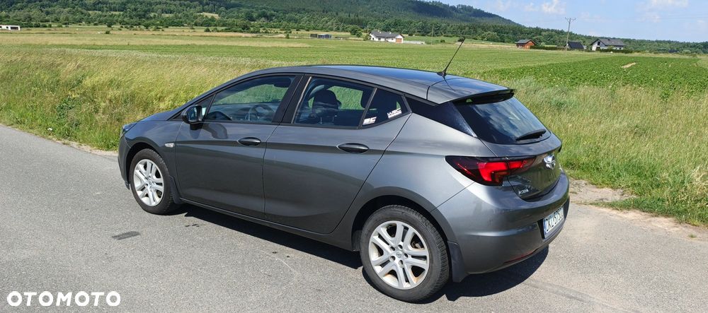 Opel Astra - 2