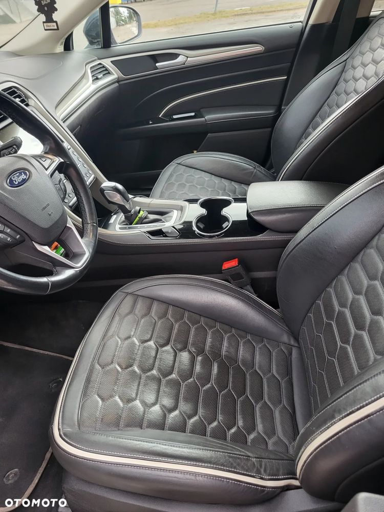 Ford Mondeo Vignale 2.0 EcoBoost - 9