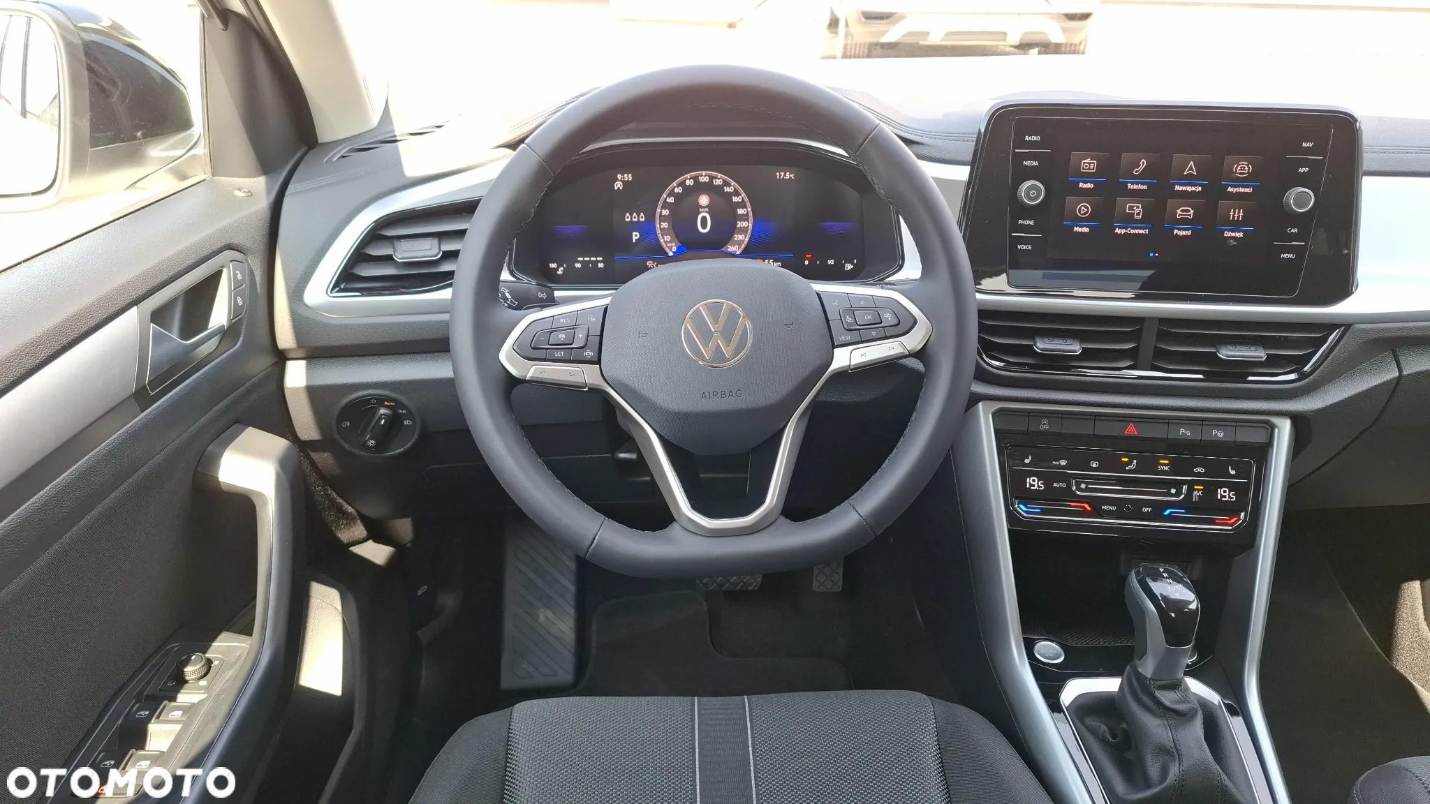 Volkswagen T-Roc 1.5 TSI Life Plus DSG - 12