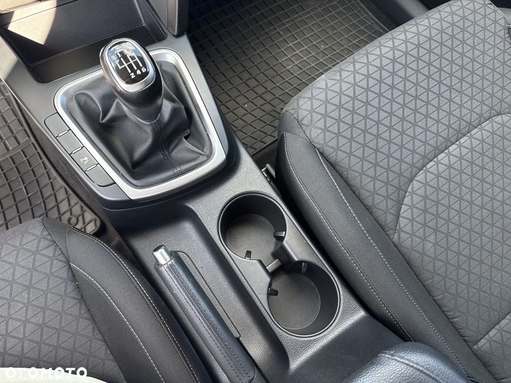 Kia Ceed 1.4 L - 15