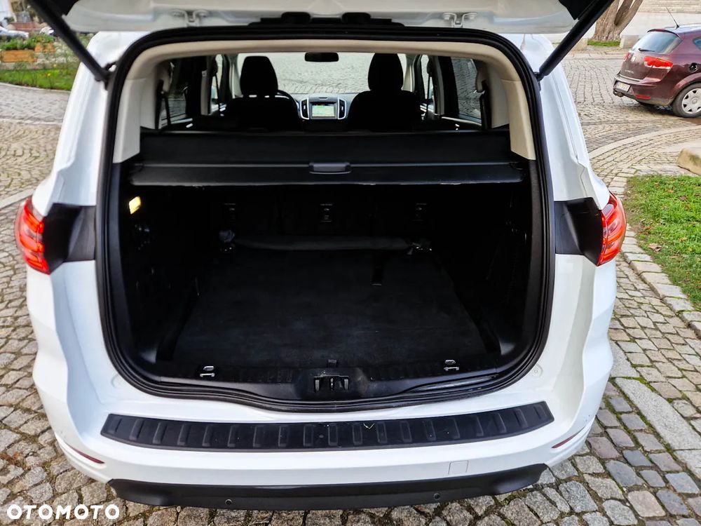 Ford S-Max 2.0 TDCi Titanium PowerShift - 8