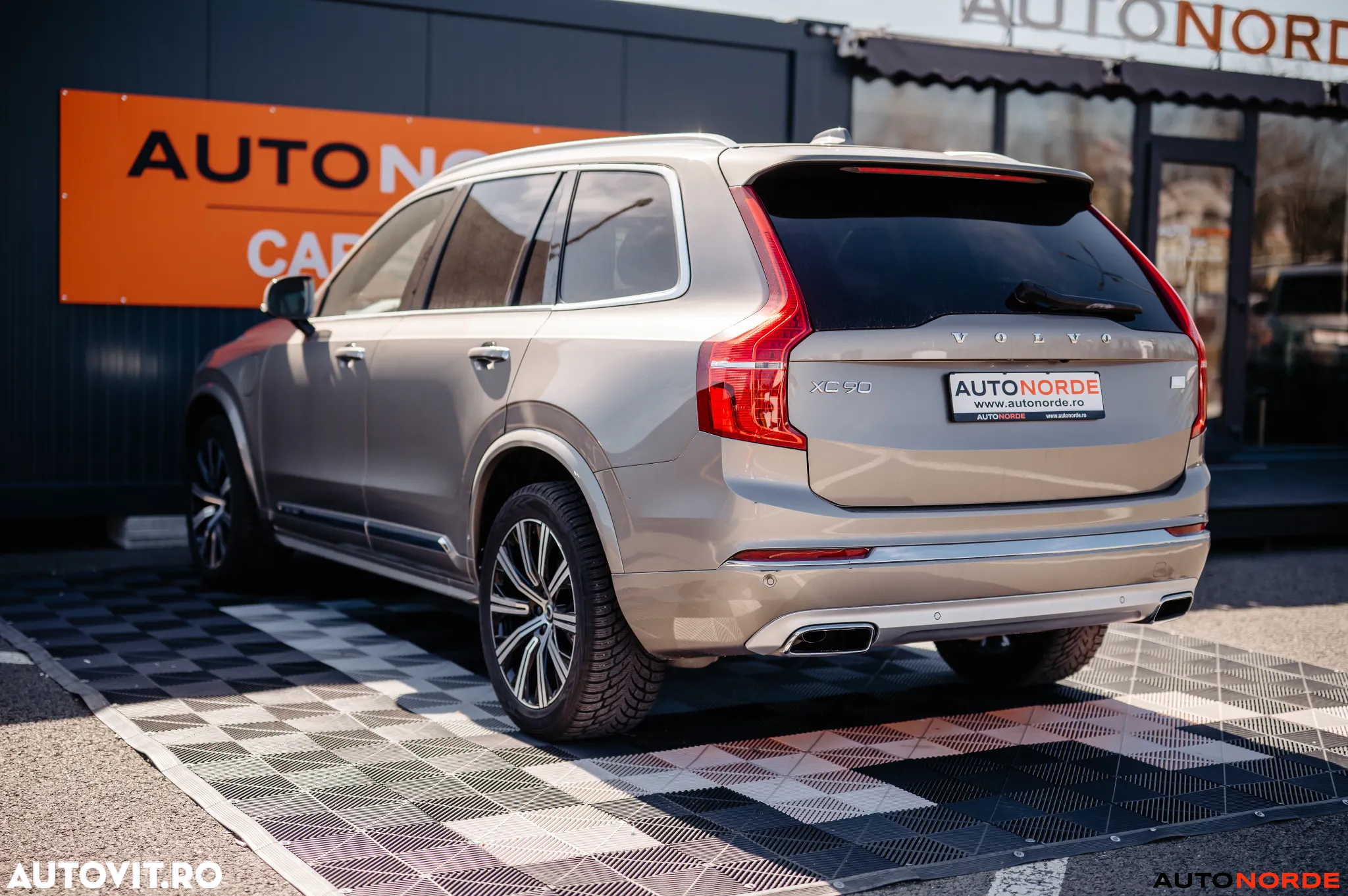 Volvo XC 90 Recharge T8 eAWD Inscription - 7
