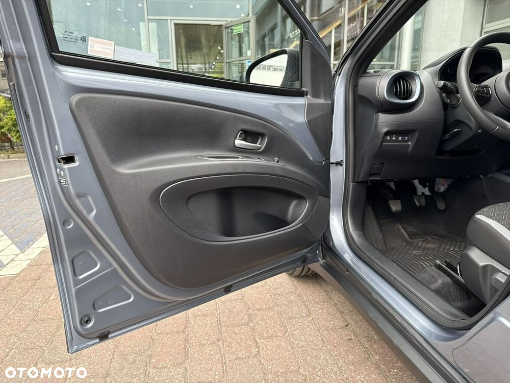 Toyota Aygo X 1.0 VVT-i Style - 11