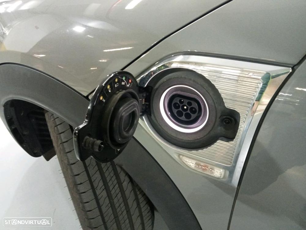 MINI Countryman Cooper SE Premium Essential Auto - 9