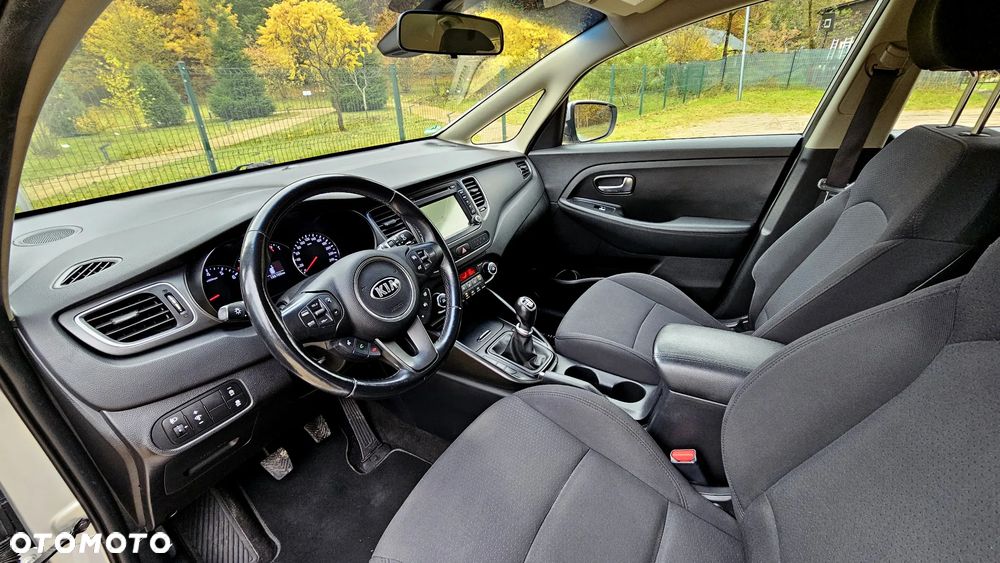 Kia Carens 1.6 GDI Edition 7 - 23