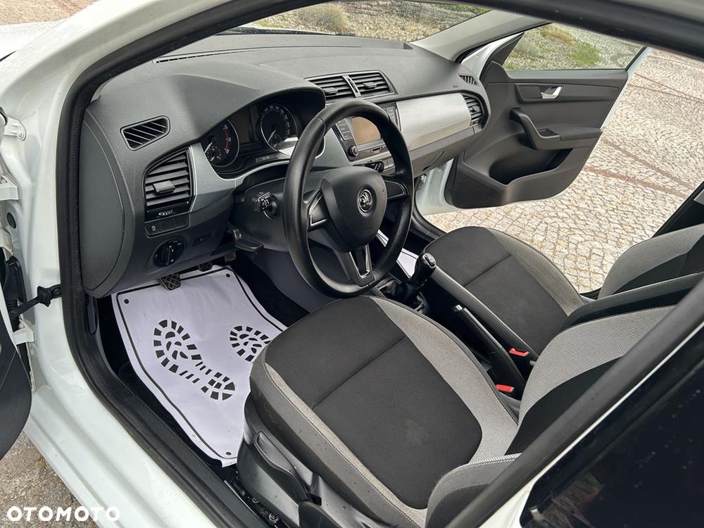 Skoda Fabia - 34