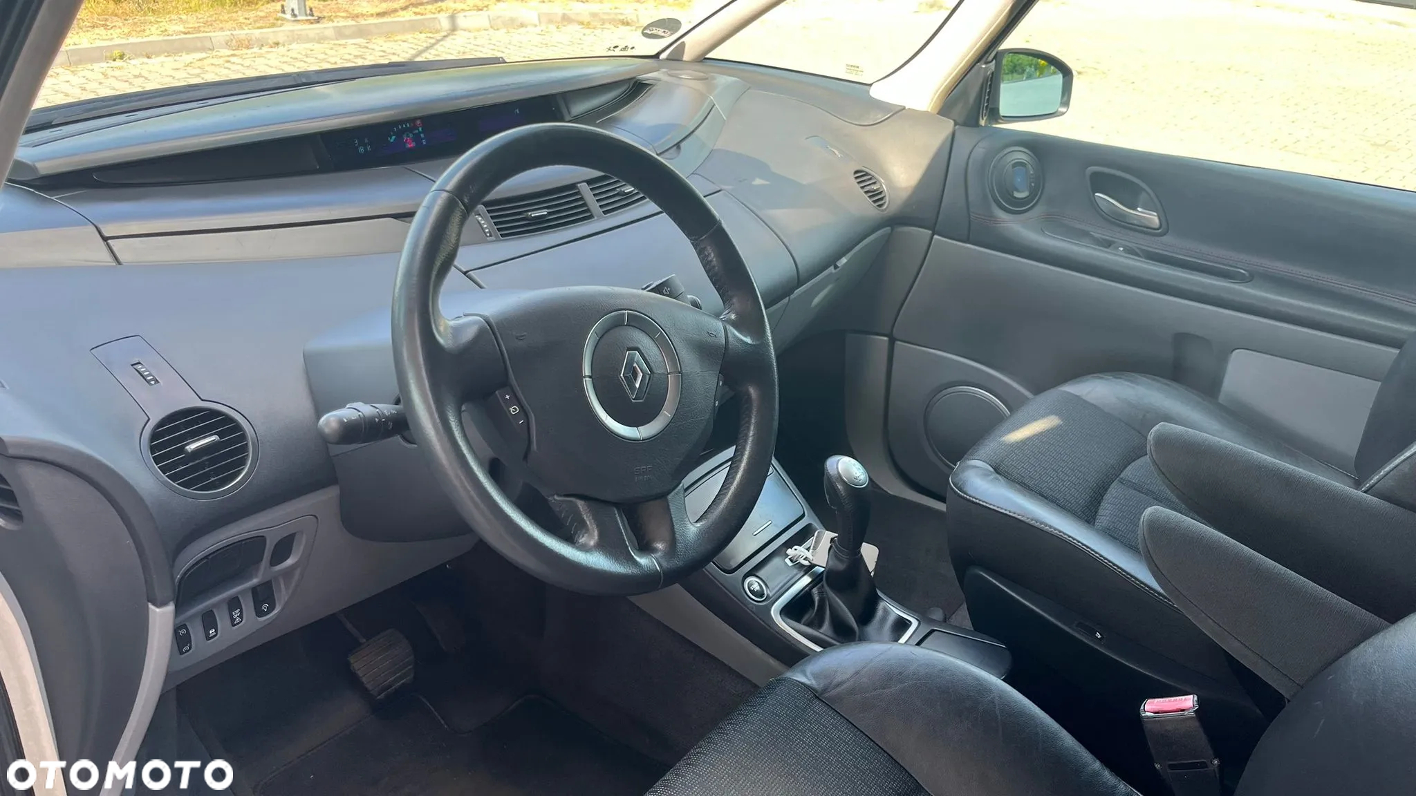 Renault Espace 2.0 Dynamique - 22
