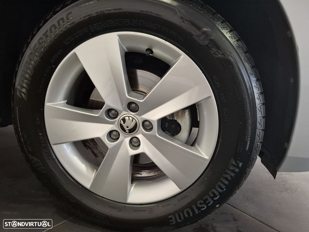 Skoda Kamiq 1.0 TSI DSG - 11