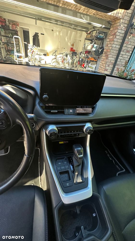 Toyota RAV4 - 7