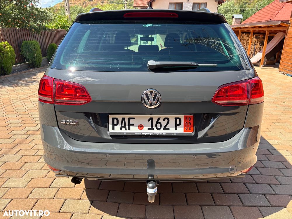 Volkswagen Golf 1.6 TDI BlueMotion Comfortline - 13