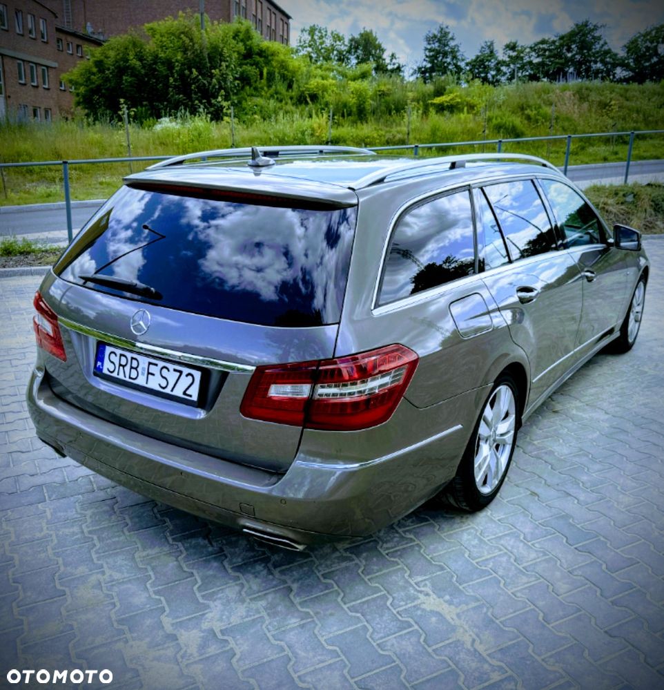 Mercedes-Benz Klasa E 250 CDI 4-Matic BlueEff - 3