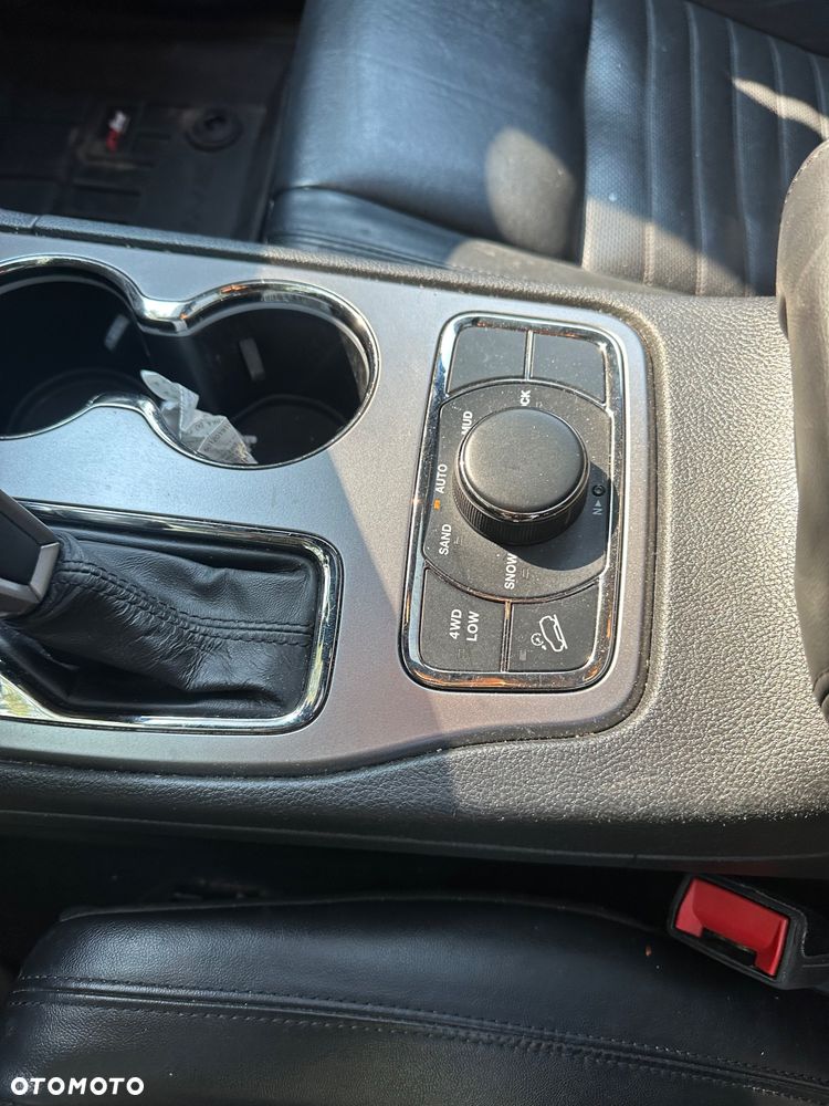 Jeep Grand Cherokee ver-3-6-v6-limited - 18