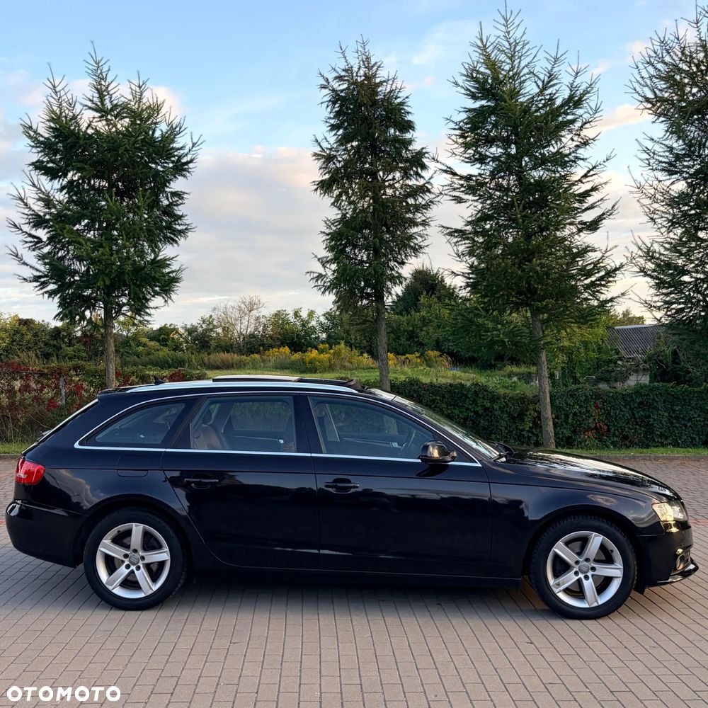 Audi A4 Avant 2.0 TDI DPF quattro S line Sportpaket - 4