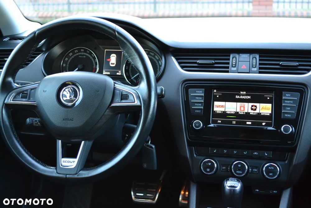 Skoda Octavia 2.0 TDI 4x4 DSG Scout - 21